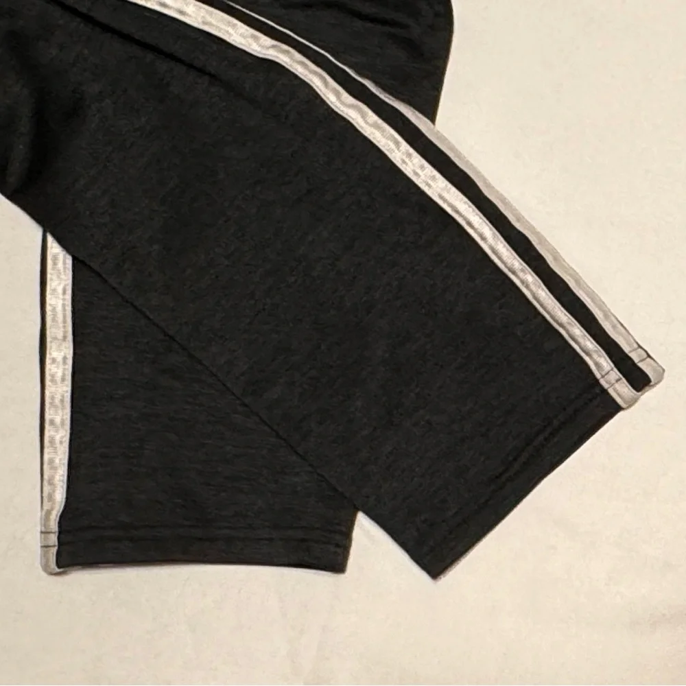 (YM) Boys Adidas Tapered Leg Double Side Striped Sweatpants